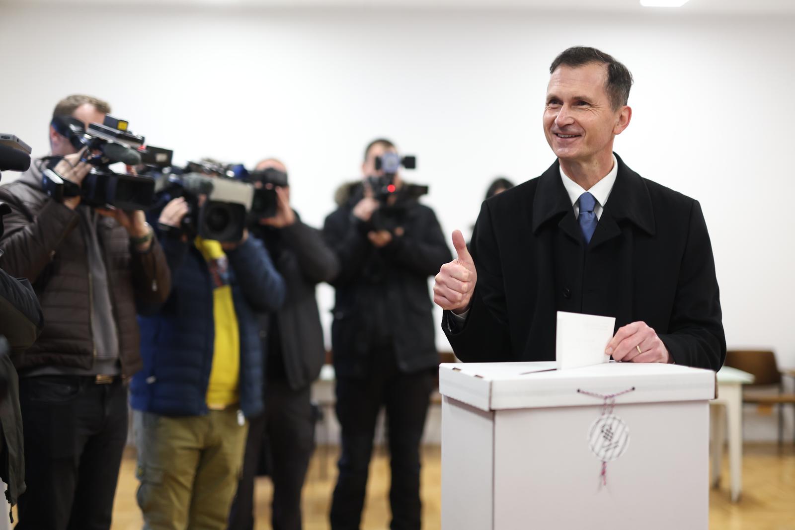 Dragan Primorac u drugom krugu glasovao na predsjedničkim izborima