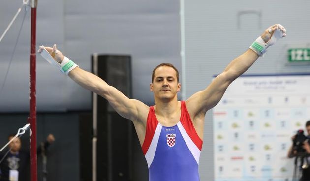 27.04.2014., Dvorana Gradski vrt, Osijek – Grand prix Osijek Zito Challenge Cup, finalna vecer, preca, Mario Moznik (Hrvatska). Photo: Marko Mrkonjic/PIXSELL