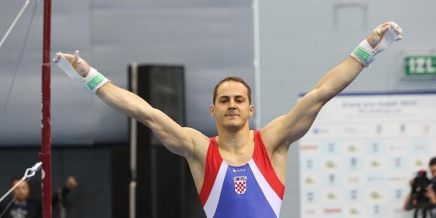27.04.2014., Dvorana Gradski vrt, Osijek – Grand prix Osijek Zito Challenge Cup, finalna vecer, preca, Mario Moznik (Hrvatska). Photo: Marko Mrkonjic/PIXSELL