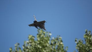 Preleti Rafalea i Krila oluje na obilježavanju 29. obljetnice VRO Oluja @ Knin Preleti Rafalea i Krila oluje na obilježavanju 29. obljetnice VRO Oluja @ Knin