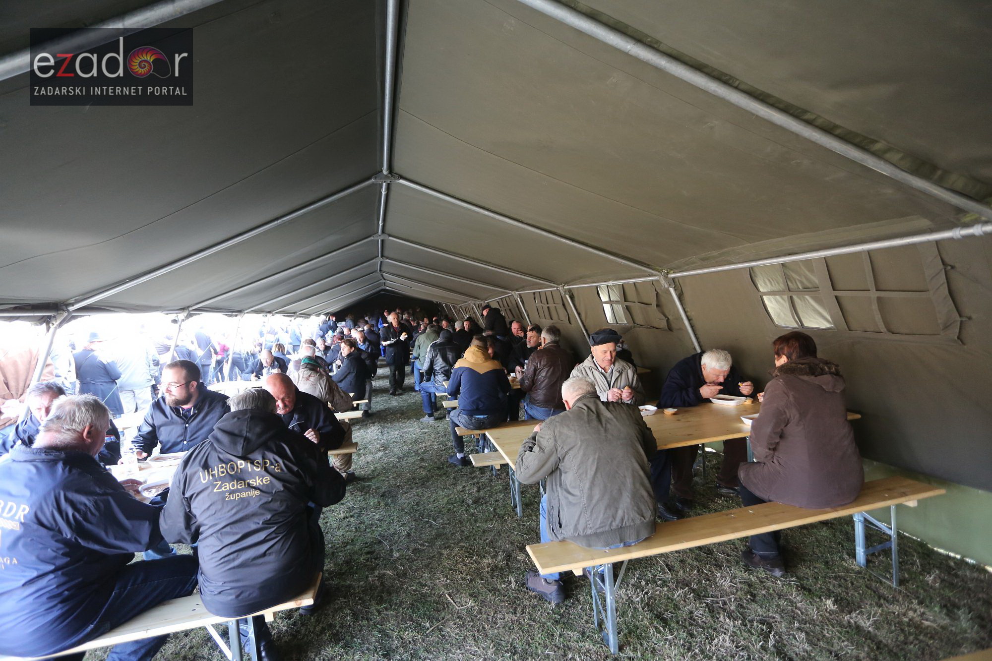 U Donjem Karinu obilježeno sjećanje na rušenje Franjevačkog samostana tijekom VRO Maslenica