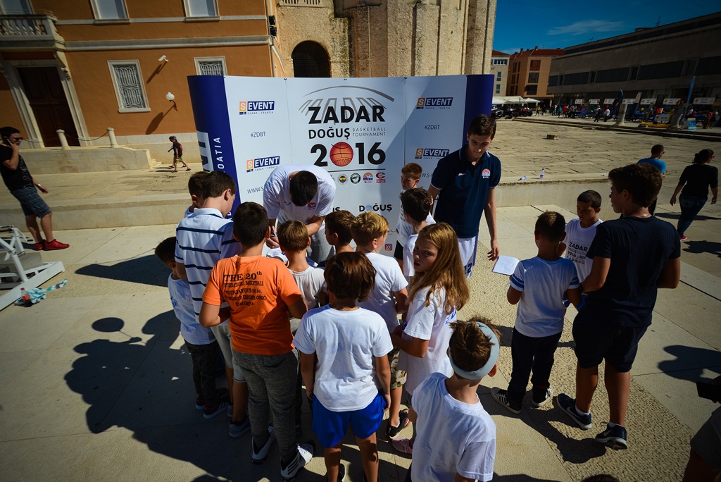 ZDBT 2016: Kids Day & Basket 3×3 na Forumu. Foto: Iva Perinčić ZDBT 2016: Kids Day & Basket 3×3 na Forumu. Foto: Iva Perinčić