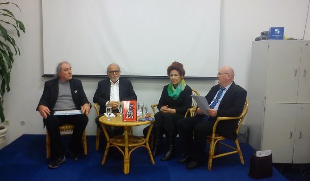 “Ovaj ludi svijet” – nova zbirka aforizama Stipe Golca