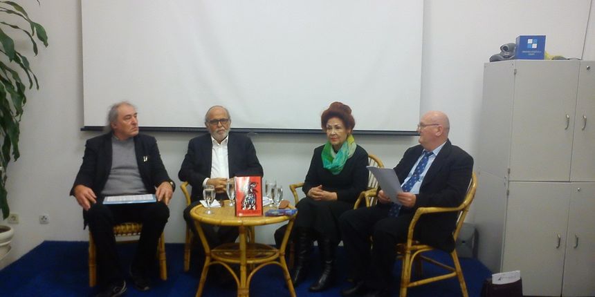 “Ovaj ludi svijet” – nova zbirka aforizama Stipe Golca