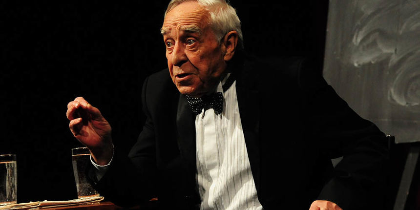 Zadar, 28.02.2013. snimio: Nenad Marčev,
PLANET ART,
Raymond Queneu,
STILSKE VJEŽBE,
Redatelj Tomislav Radić,
Igraju: Lela Margitić i Pero Kvrgić,
Dvorana HNK Zadar Zadar, 28.02.2013. snimio: Nenad Marčev,
PLANET ART,
Raymond Queneu,
STILSKE VJEŽBE,
Redatelj Tomislav Radić,
Igraju: Lela Margitić i Pero Kvrgić,
Dvorana HNK Zadar