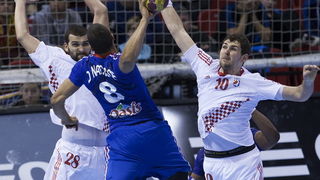 Zaragoza, Spanjolska, 230113.
Gradska dvorana Principe Felipe.
Svjetsko prvenstvo u rukometu za muskarce Spanjolska 2013.
Utakmica cetvrtfinala izmedju reprezentacija Hrvatske i Francuske.
Na fotografiji: Zeljko Musa i Jakov Gojun.
Foto: Ante Cizmic / CRO Zaragoza, Spanjolska, 230113.
Gradska dvorana Principe Felipe.
Svjetsko prvenstvo u rukometu za muskarce Spanjolska 2013.
Utakmica cetvrtfinala izmedju reprezentacija Hrvatske i Francuske.
Na fotografiji: Zeljko Musa i Jakov Gojun.
Foto: Ante Cizmic / CRO