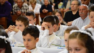 Sakrament Prve pričesti u katedrali sv. Stošije, foto- Iva Perinčić