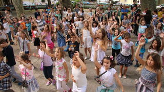 Posljednji dan nastave u OŠ Petra Preradovića u ritmu zumbe Posljednji dan nastave u OŠ Petra Preradovića u ritmu zumbe