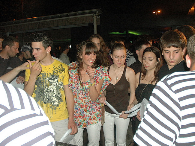 Ribarska festa zadarskih studenata u zagrebackom klubu Roko Ribarska festa zadarskih studenata u zagrebackom klubu Roko