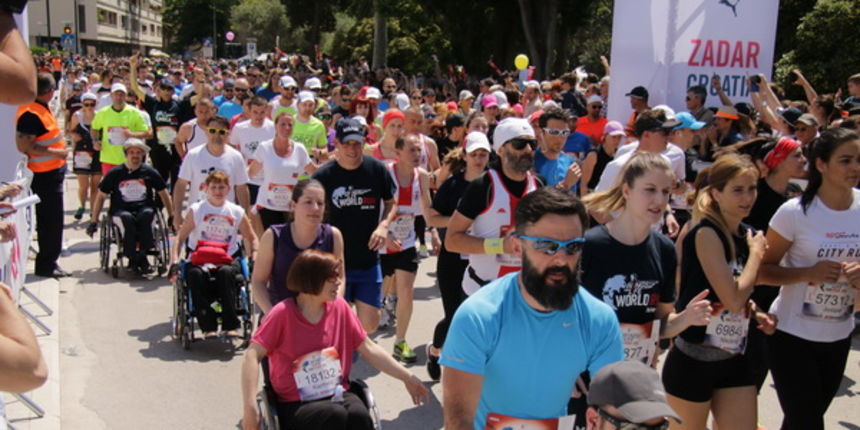 Wings For Life Word Run 2016. Preko 7 tisuća trkača startalo je u humanitarnoj utrci sa zadarskog Foruma. #cijelisvijetzajedancilj Foto: Iva Perinčić