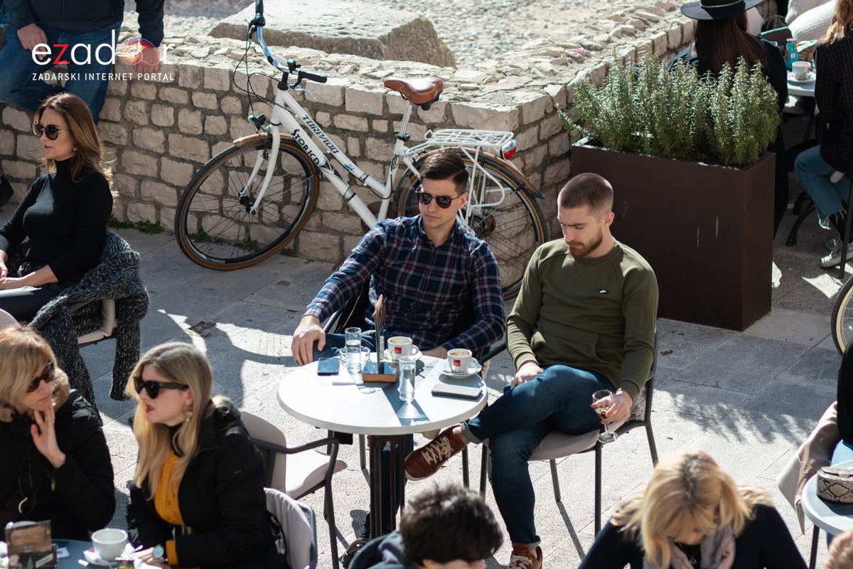Đir po gradu, subotnja špica 16. veljače 2019. Đir po gradu, subotnja špica 16. veljače 2019.