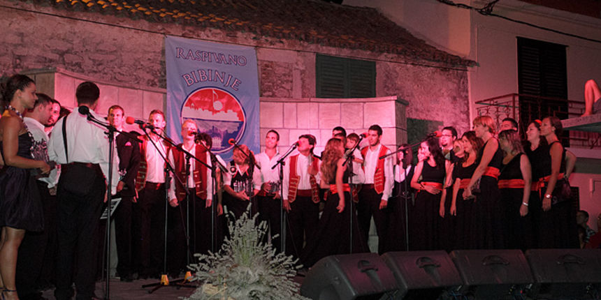31. Susret klapa “Raspivano Bibinje”, Foto: Leo Banić 31. Susret klapa “Raspivano Bibinje”, Foto: Leo Banić