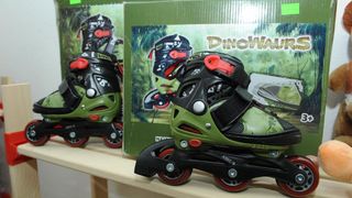 05.02.2014., Knin – Po prvi puta je u gradu otvorena je besplatna knjiznica djecjih igracaka. Projekt su osmislile clanice Ekoudruga Krka-Knin na celu sa Ingom Kukolj i Marijom Ujakovic. Jedini uvjet za uclanjenje u knjiznicu je da djeca donesu neku svo