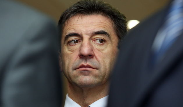 Zagreb, 180110.
Sredisnjica HDZ-a.
Tiskovna konferencija Jadranke Kosor nakon odrzane sjednice Predsjednistva HDZ-a.
Darko Milinovic zamjenik predsjednice HDZ-a, potpredsjednik Vlade i ministar zdravstva i socijalne skrbi tijekom tiskovne konferencije.
Fo