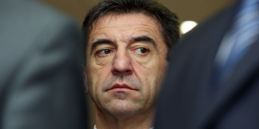 Zagreb, 180110.
Sredisnjica HDZ-a.
Tiskovna konferencija Jadranke Kosor nakon odrzane sjednice Predsjednistva HDZ-a.
Darko Milinovic zamjenik predsjednice HDZ-a, potpredsjednik Vlade i ministar zdravstva i socijalne skrbi tijekom tiskovne konferencije.
Fo Zagreb, 180110.
Sredisnjica HDZ-a.
Tiskovna konferencija Jadranke Kosor nakon odrzane sjednice Predsjednistva HDZ-a.
Darko Milinovic zamjenik predsjednice HDZ-a, potpredsjednik Vlade i ministar zdravstva i socijalne skrbi tijekom tiskovne konferencije.
Fo