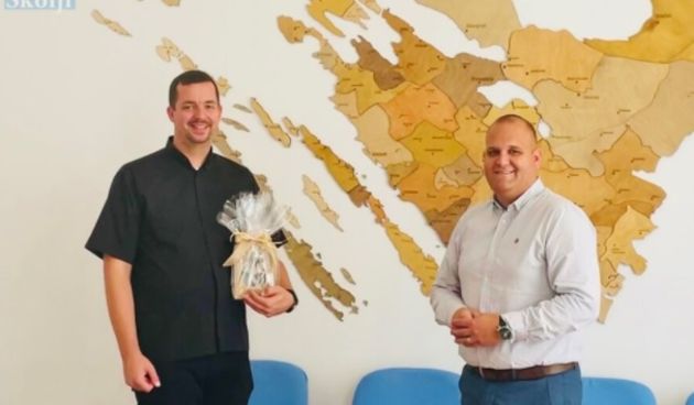 Općina Preko, župnik