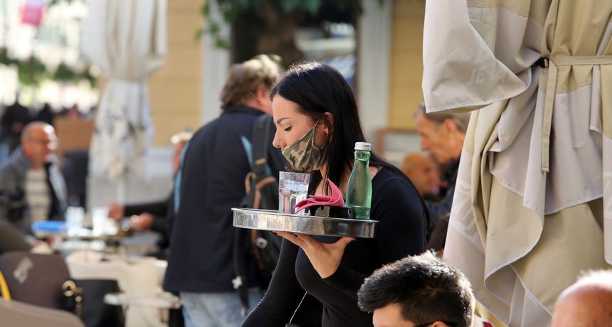 Ugostitelji, kafić, konobar