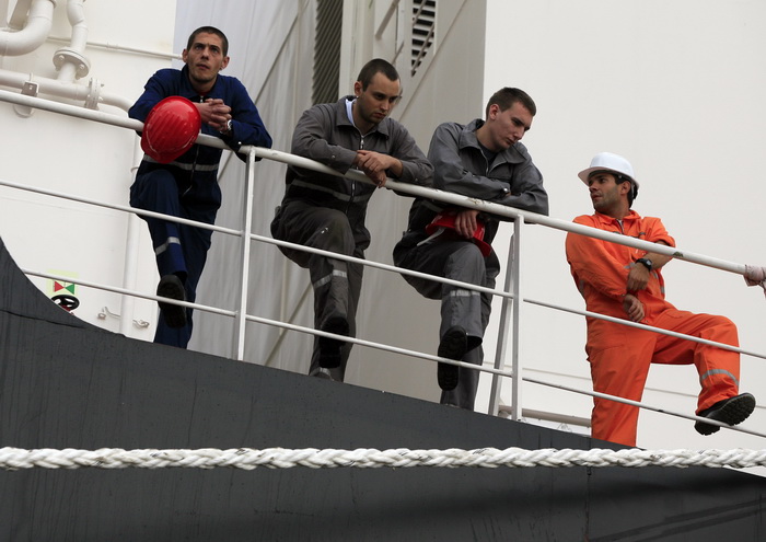 Rijeka, 251011.
U rijeckom brodogradilistu 3. maj danas je Tankerska plovidba Zadar preuzela tanker Vinjerac porinut krajem svibnja. Rijec je o drugom istovjetnom tankeru izgradjenom u 3. maju za zadarskog narucitelja. Sluzi za prijevoz nafte, naftnih pre Rijeka, 251011.
U rijeckom brodogradilistu 3. maj danas je Tankerska plovidba Zadar preuzela tanker Vinjerac porinut krajem svibnja. Rijec je o drugom istovjetnom tankeru izgradjenom u 3. maju za zadarskog narucitelja. Sluzi za prijevoz nafte, naftnih pre