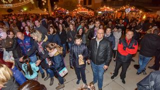 Advent u Zadru: Giuliano raspjevao i rasplesao Zadrane Advent u Zadru: Giuliano raspjevao i rasplesao Zadrane