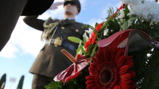 Kolonom sjećanja i polaganjem vijenaca obilježena 23. obljetnica stradanja Škabrnje, Foto: Filip Brala/PIXSELL Kolonom sjećanja i polaganjem vijenaca obilježena 23. obljetnica stradanja Škabrnje, Foto: Filip Brala/PIXSELL