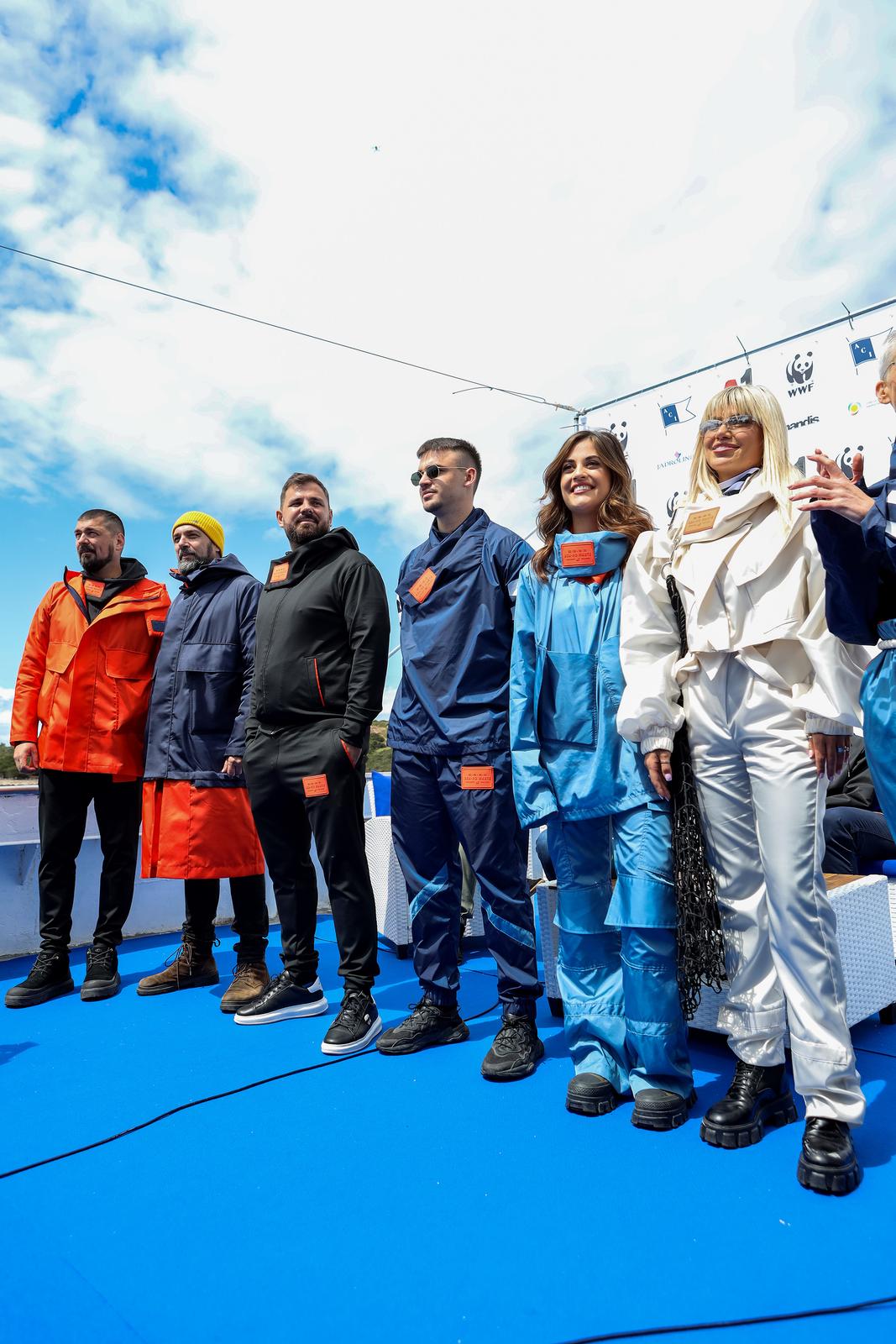 Ekološka manifestacija “Uz more, za more: zelena misija za održivu budućnost Hrvatske” održala se danas na plivarici Škoda koja je jutros u 11 sati isplovila iz zadarske luke Gaženica prema Ugljanu gdje će se provela akcija izvlačenja odbačenih ribarskih Ekološka manifestacija “Uz more, za more: zelena misija za održivu budućnost Hrvatske” održala se danas na plivarici Škoda koja je jutros u 11 sati isplovila iz zadarske luke Gaženica prema Ugljanu gdje će se provela akcija izvlačenja odbačenih ribarskih
