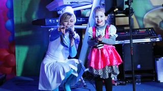 Virske maškare: Nedjelja u znaku zvijezdice Meri, Tota i Tempo Banda