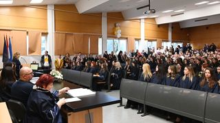 Sveučilište u Zadru: Promocija prvostupnika ranog i predškolskog odgoja i obrazovanja Sveučilište u Zadru: Promocija prvostupnika ranog i predškolskog odgoja i obrazovanja