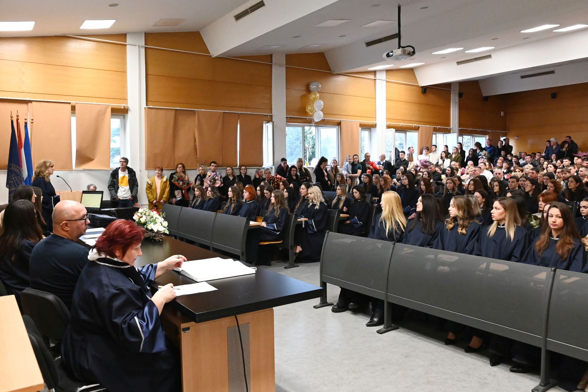 Sveučilište u Zadru: Promocija prvostupnika ranog i predškolskog odgoja i obrazovanja Sveučilište u Zadru: Promocija prvostupnika ranog i predškolskog odgoja i obrazovanja