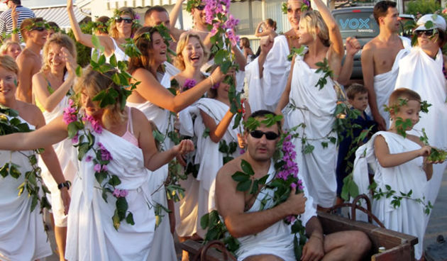 Pag, paški ljetni karneval