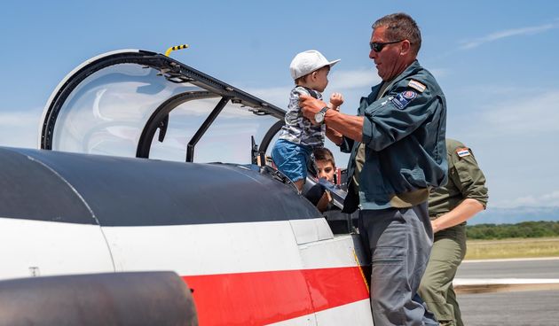 Dan otvorenih vrata vojarne u Zemuniku