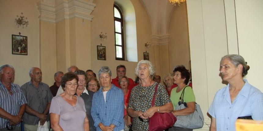 Udruga žena Luzor i članovi Crkvenog zbora iz Preka posjetili Slunj i Rastoke Udruga žena Luzor i članovi Crkvenog zbora iz Preka posjetili Slunj i Rastoke