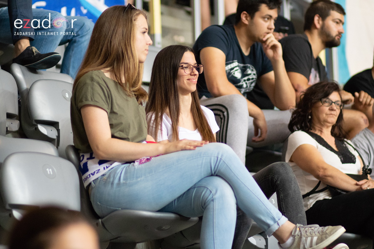 Polufinale doigravanja HT Premijer lige, 1. utakmica: KK Zadar – KK Cibona 89-78