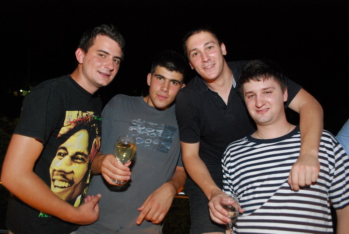 Image 805761 (auto) Image 805761 (auto)