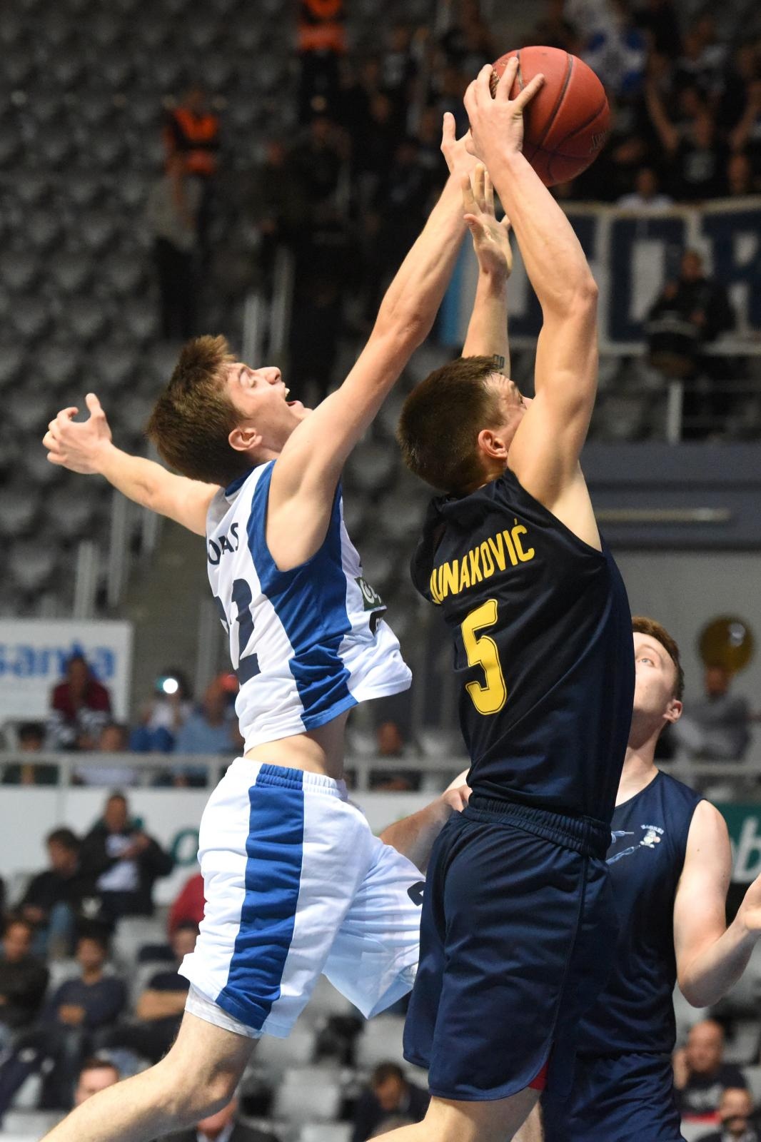 HT Premijer liga, 2. kolo: KK Zadar – KK Zagreb 124-99 HT Premijer liga, 2. kolo: KK Zadar – KK Zagreb 124-99