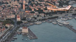 Splićani ispratili Olivera na posljednju plovidbu – fotografije iz zraka