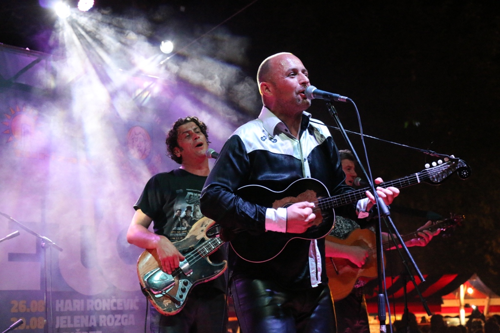 Virsko ljeto 2017: Gazde raspjevale i rasplesale Vir Virsko ljeto 2017: Gazde raspjevale i rasplesale Vir