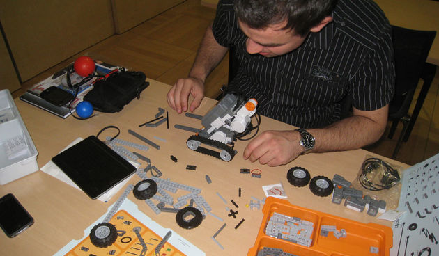 Visoko učilište Algebra i LEGO klub “Kockice” organiziraju besplatno školovanje i doniraju komplete LEGO Mindstorms