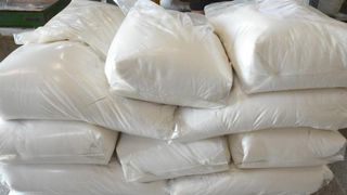 Nin – Povijesni gradic Nin pokraj Zadra za svoju prepoznatljivost ima nadaleko poznatu i najstariju hrvatsku solanu. Pod geslom “Prica o soli…” i dan danas se sol proizvodi na tradicionalan nacin. Photo: Damir Spehar/PIXSELL Nin – Povijesni gradic Nin pokraj Zadra za svoju prepoznatljivost ima nadaleko poznatu i najstariju hrvatsku solanu. Pod geslom “Prica o soli…” i dan danas se sol proizvodi na tradicionalan nacin. Photo: Damir Spehar/PIXSELL