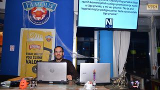 Famous Bar: 1. kolo Lige sportskog kviza “Nogometne ikone” 27. listopada 2016. Foto. Iva Perinčić Famous Bar: 1. kolo Lige sportskog kviza “Nogometne ikone” 27. listopada 2016. Foto. Iva Perinčić