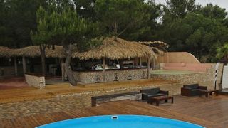 Pag, Zrce – Klub Kalypso na popularnoj plazi Zrce sezonu 2014. docekuje u novom ruhu. Photo: Filip Brala/PIXSELL