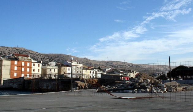 Radovi na mostu – Pag (foto: J. Portada)