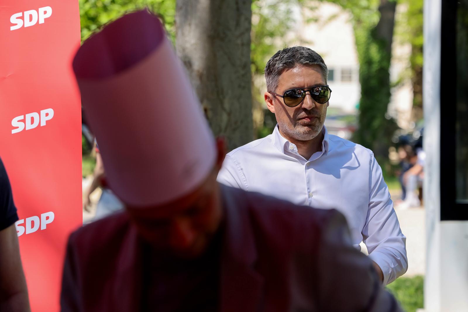Međunarodni praznik rada u Zadru obilježen podjelom graha na Vruljici