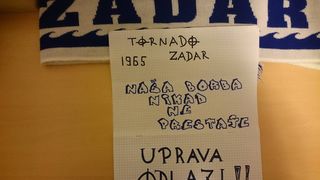 Image 379449 (auto) Image 379449 (auto)