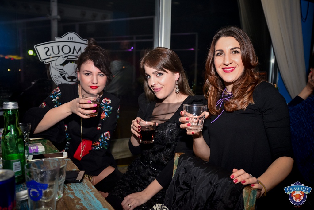 U Famous beach and grill baru Rockatansky bend proslavio je 20 godina djelovanja U Famous beach and grill baru Rockatansky bend proslavio je 20 godina djelovanja