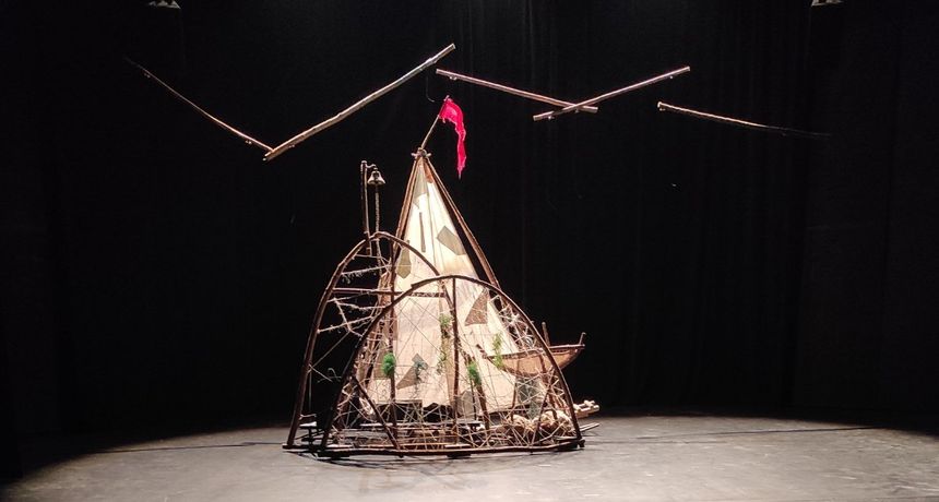 Zlatno srce Nikolino, predstava o legendi o svetome Nikoli