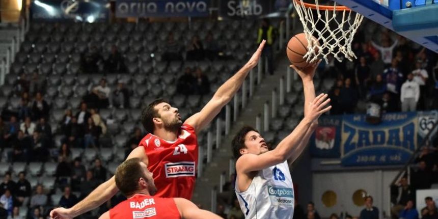 22. kolo ABA lige: Zadar – Szolnoki Olaj 71-64. Photo: Dino Stanin/PIXSELL 22. kolo ABA lige: Zadar – Szolnoki Olaj 71-64. Photo: Dino Stanin/PIXSELL