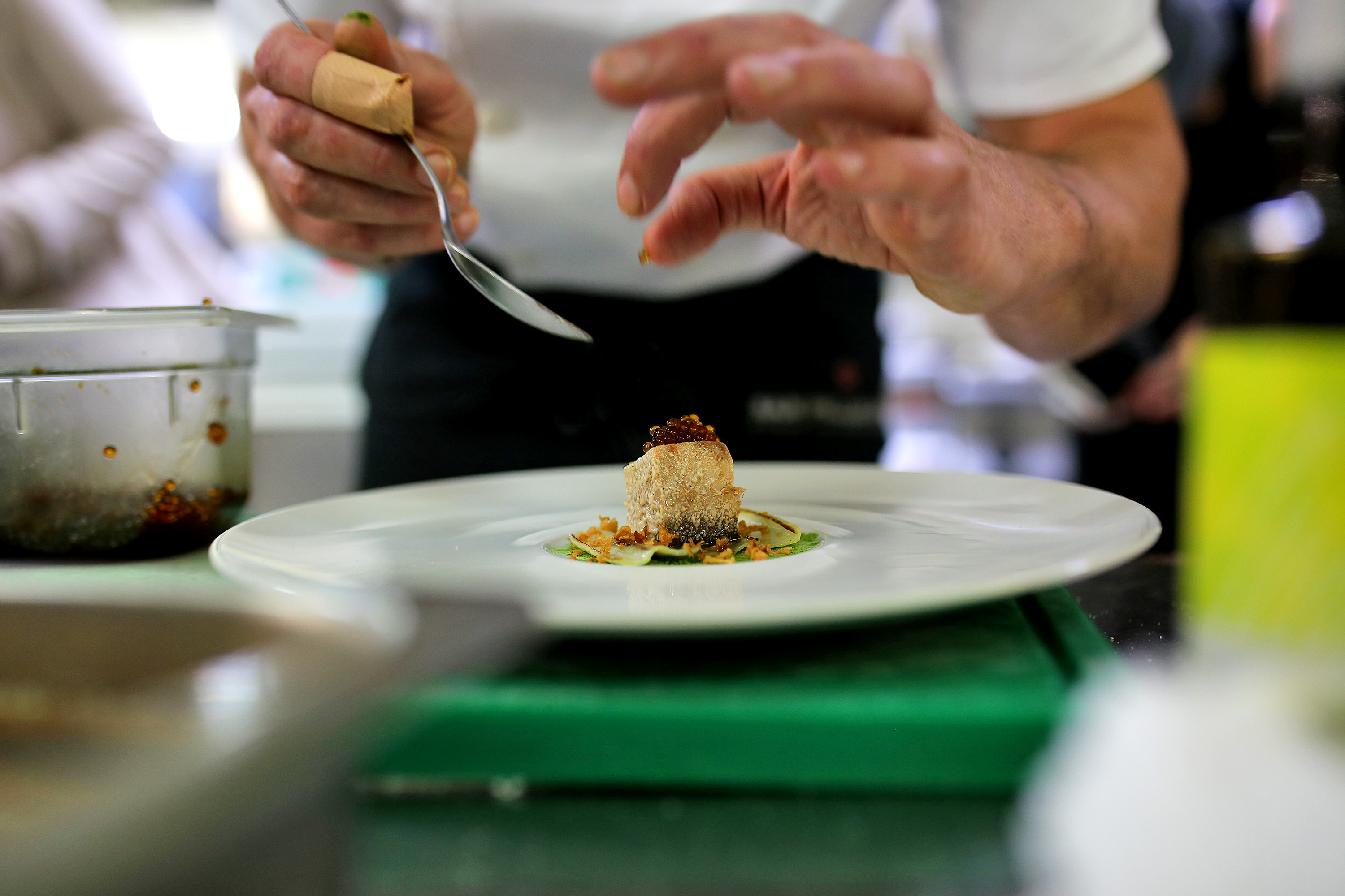 Kuharska radionica Davida Skoke u Falkensteiner Hotelu Adriana Kuharska radionica Davida Skoke u Falkensteiner Hotelu Adriana