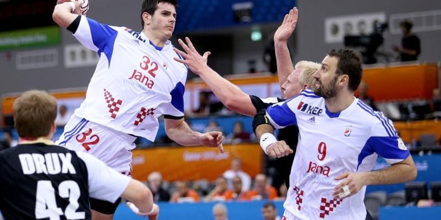 30.01.2015., Ali Bin Hamad Al Attiya Arena, Al Sadd, Doha, Katar – 24. svjetsko rukometno prvenstvo, utakmica za plasman od 5. do 8. mjesta, Hrvatska – Njemacka. Ivan Sliskovic, Patrick Wiencek, Igor Vori. Photo: Goran Stanzl/PIXSELL 30.01.2015., Ali Bin Hamad Al Attiya Arena, Al Sadd, Doha, Katar – 24. svjetsko rukometno prvenstvo, utakmica za plasman od 5. do 8. mjesta, Hrvatska – Njemacka. Ivan Sliskovic, Patrick Wiencek, Igor Vori. Photo: Goran Stanzl/PIXSELL