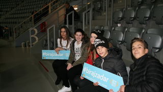 Košarkaši i navijači KK Zadar podržali akciju #birajzadar Košarkaši i navijači KK Zadar podržali akciju #birajzadar