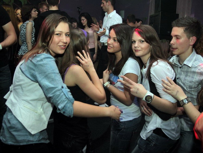 Klub Satir ogranizirao party za sudionike SHKM, 8. svibnja 2010.